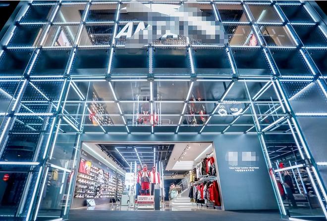 卖爆了!线上打折多赚钱反而变难港股运动鞋服四巨头:安踏李宁(图13) 卖爆了!线上打折多赚钱反而变难港股运动鞋服四巨头:安踏李宁(图13)